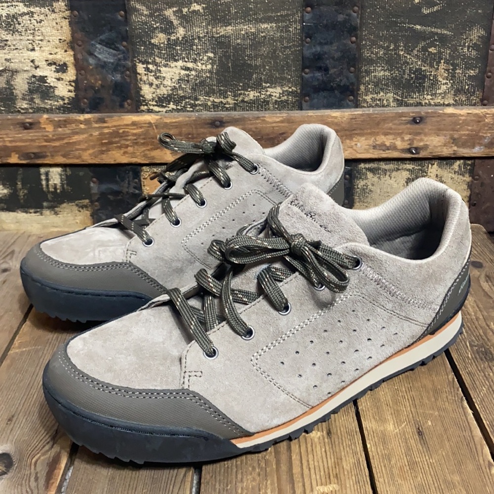 Sexy Men’s Eddie Bauer Suede Tennis Shoes
